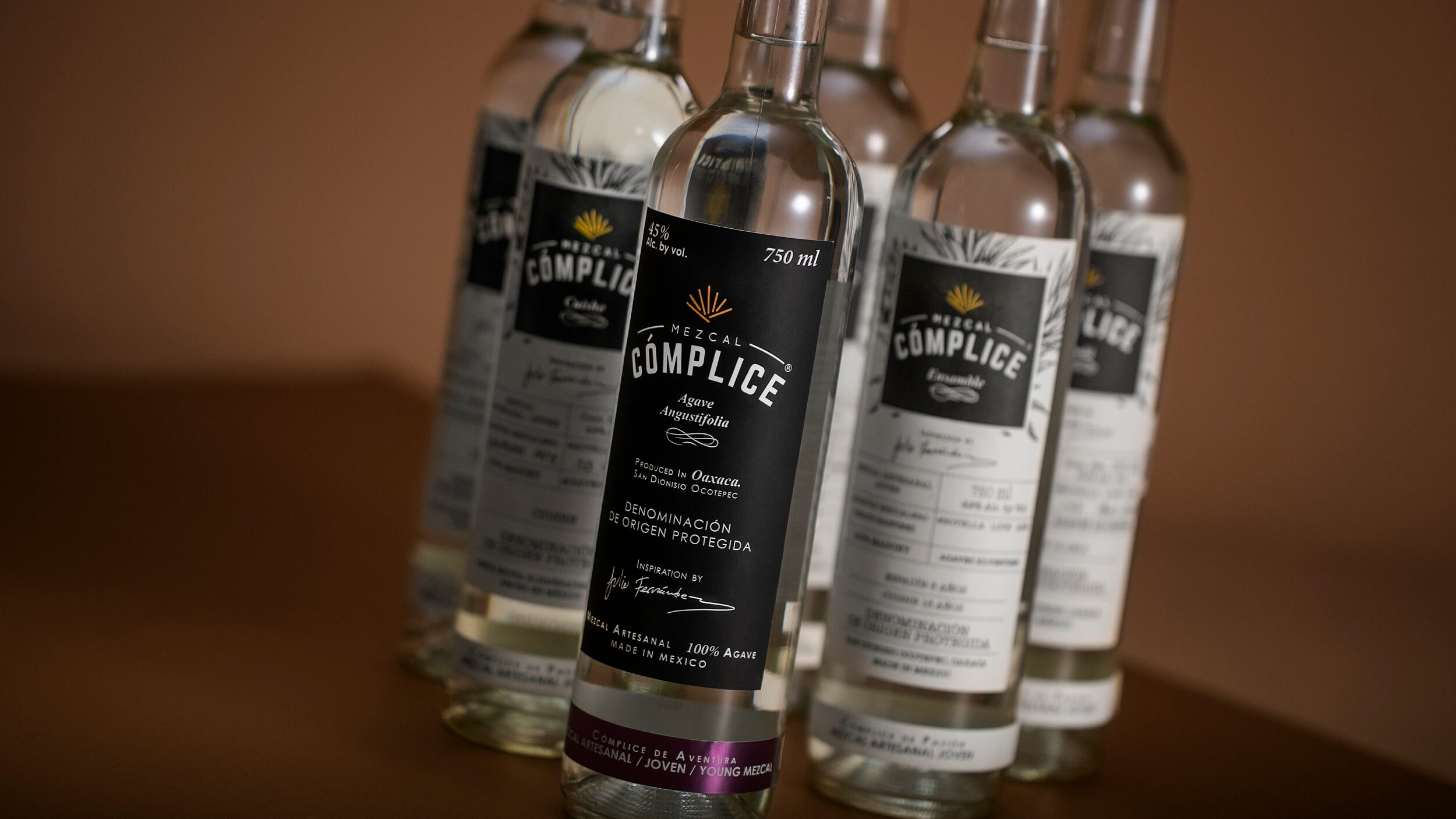 Blog Mezcal Cómplice.- mezcal agave artisanal mezcal bottle agave spirits